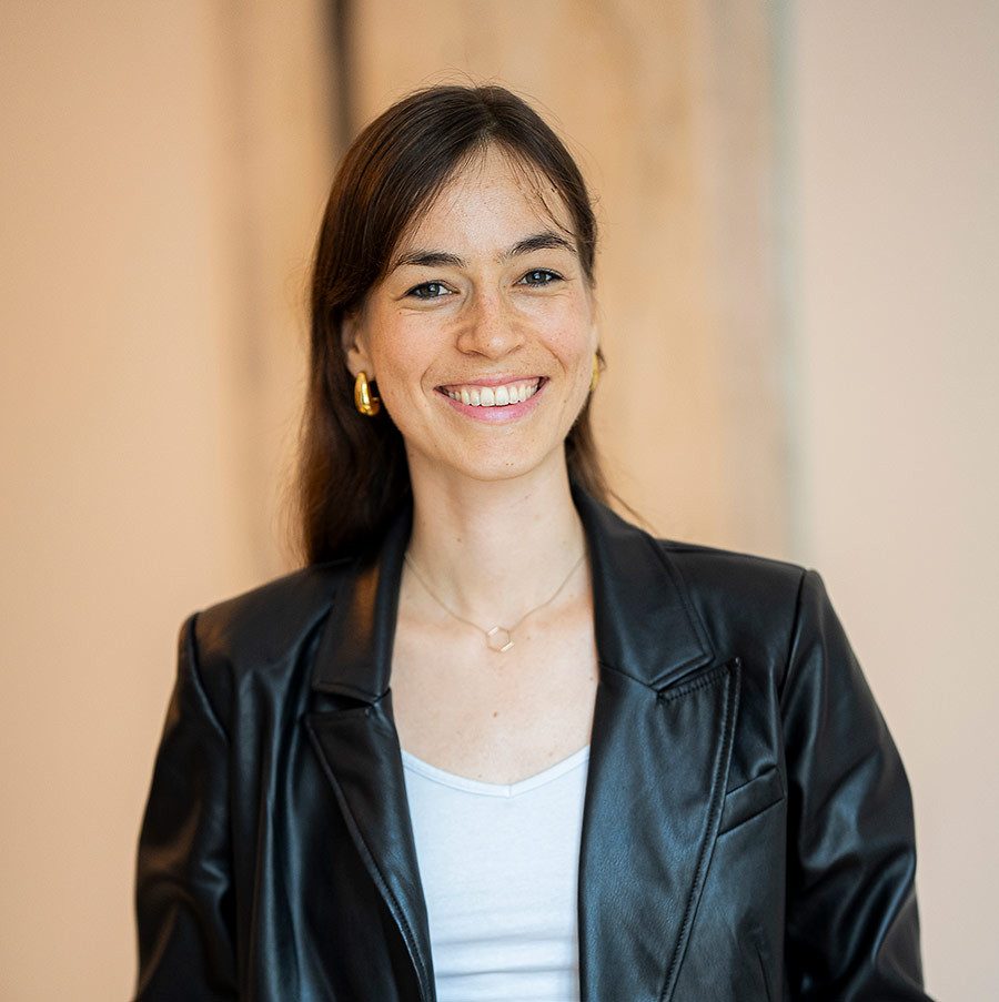 Dr. Rosalie Weigand